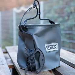 Zeck Folding Bucket & Rope